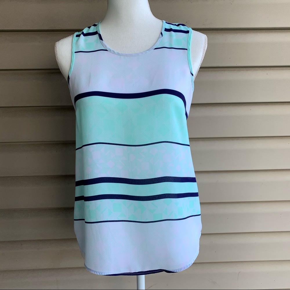 •O+O Stitch Fix• Sleeveless Striped Top-Size Small